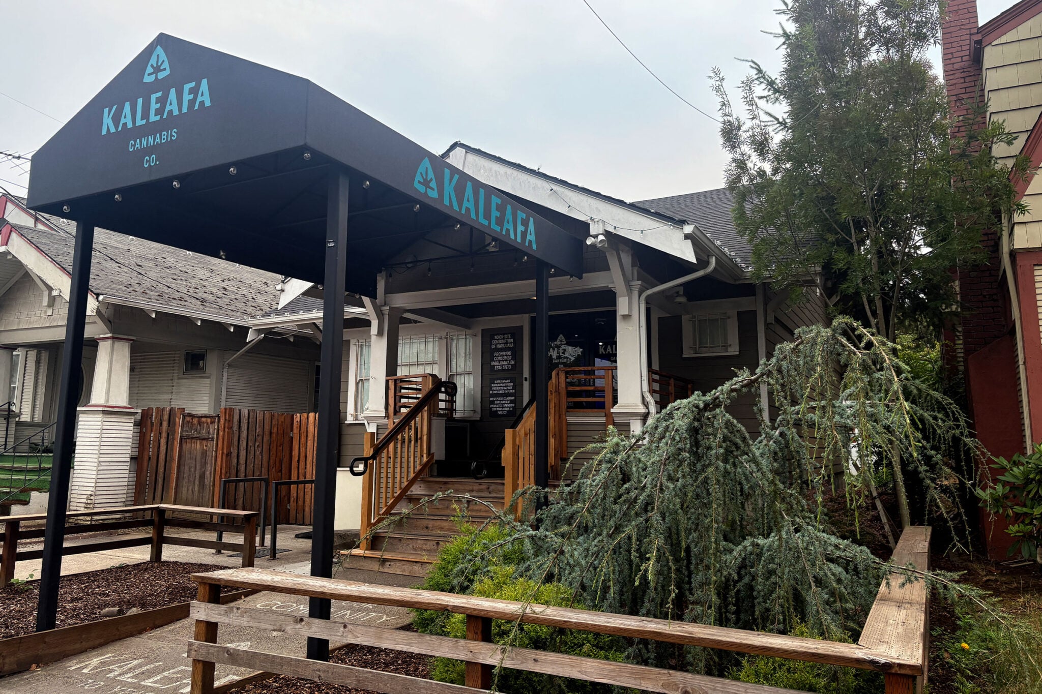 Kaleafa Cannabis Company - Glisan, Portland